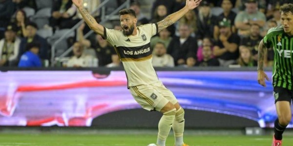 和博格巴法甲会合？队报：里尔想将吉鲁带回法甲，年薪300万欧元