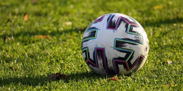 西甲皇马2-0瓦伦西亚 维尼修斯破门助球队稳居榜首