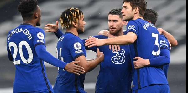 1.1亿欧砸向荷兰双子星！切尔西疯狂采购背后，谁将成为下一个离队牺牲品？