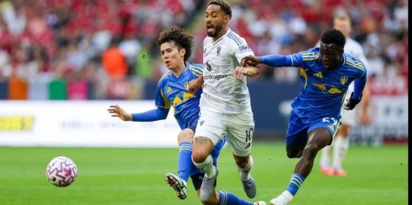 足球天才拒接所有豪门电话！阿莫林手握曼联未来核心，这次赌对了吗？