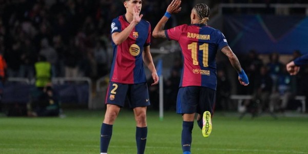 巴萨三喜临门！弗里克携两大王牌横扫西甲，102球昭示宇宙队复兴？