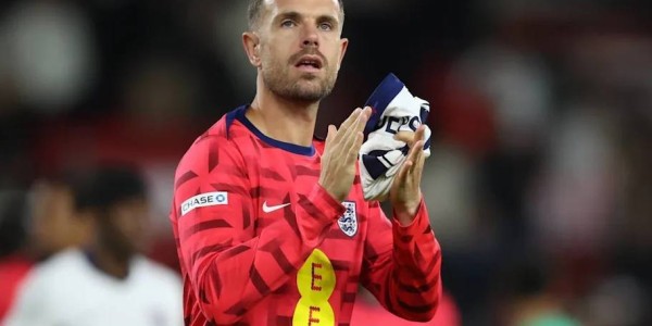 亨德森深情告别阿贾克斯，35岁有望重返英超，冲击2026世界杯席位