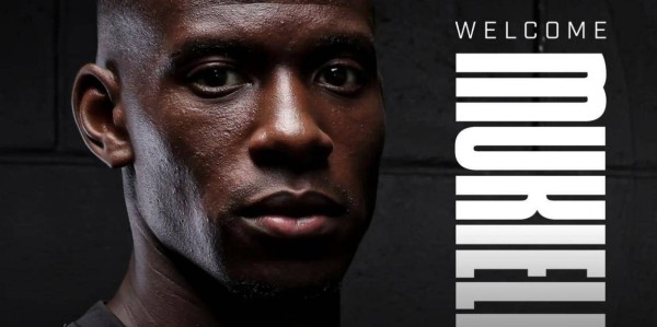 真疯狂！英超升班马狂花1.6亿签下12名新援，第一战3-0横扫对手