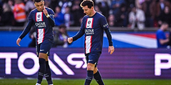 5球狂胜开启新纪元！没有姆巴佩的大巴黎更强，复刻皇马米兰辉煌