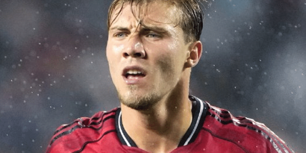 曼联前锋目标浮现！22岁身价7000万，德甲2年进27球，他愿来就买