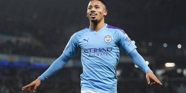 昔日曼城神锋，近4年只进27球，首发丢了，国家队也无望了！