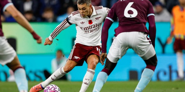 英超-约克雷斯破门赖斯建功 阿森纳2-0伯恩利7分领跑积分榜