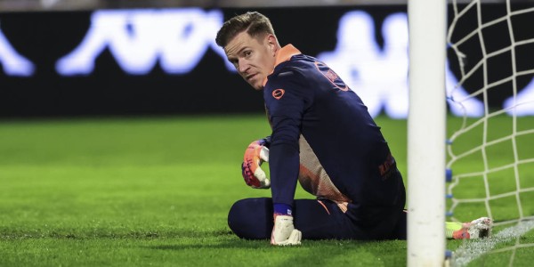 加西亚零封演绎极致门神，巴萨客胜比利亚雷亚尔稳居榜首！