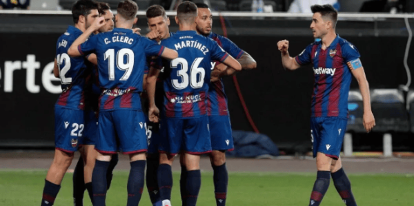 【老汤侃球】西甲：莱万特vs皇家社会