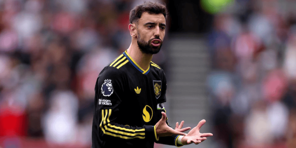 B费失点，新援首球比肩C罗，曼联1-3小蜜蜂，阿莫林造88年耻辱纪录