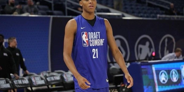 热门新秀离谱操作:试训放球队鸽子 采访必须付费