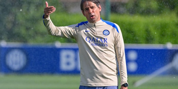 国米“四大皆空”后惊天巨变！传奇铁卫基伏火线回归，内拉祖里这次赌对了吗？