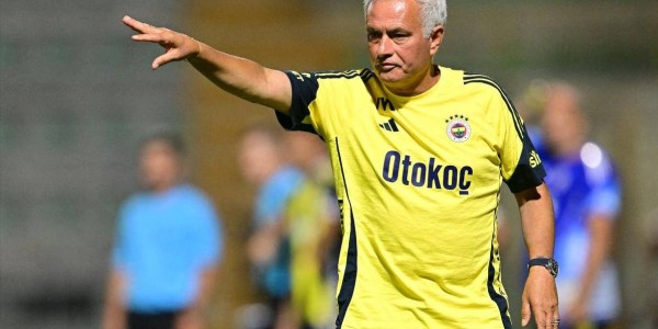 穆里尼奥带领球队击败意甲劲旅，在季前热身赛中取得第4连胜