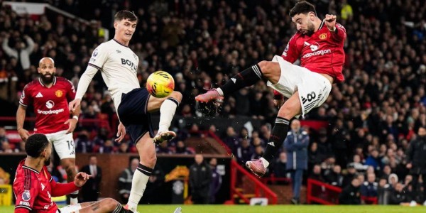 曼联对纽卡：节礼日之战的背后逻辑与欧冠扩军的影响