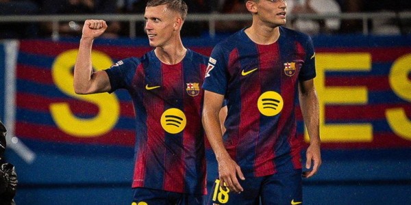 皮克怒怼西甲裁判拉奥斯：他假装友好，实则偏袒皇马！