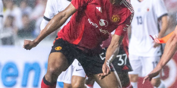 6000万英镑！曼联新援或缺席6场关键战，非洲杯成最大变数