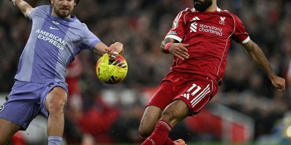 利物浦全民皆兵2-0布莱顿：萨拉赫怒喷事件，反倒让红军团结起来