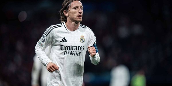 带领皇马五夺欧冠，被誉为典礼中场的三人，后来都去了哪里？