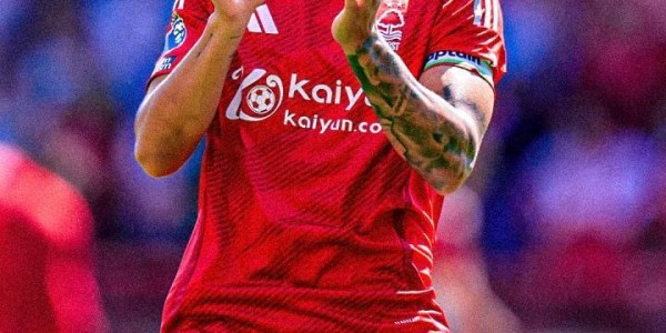 神速电讯报：热刺付6000万镑解约金签下吉布斯-怀特 明天体检