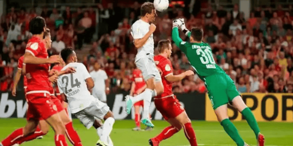 周六 012    德甲 弗赖堡vs汉堡