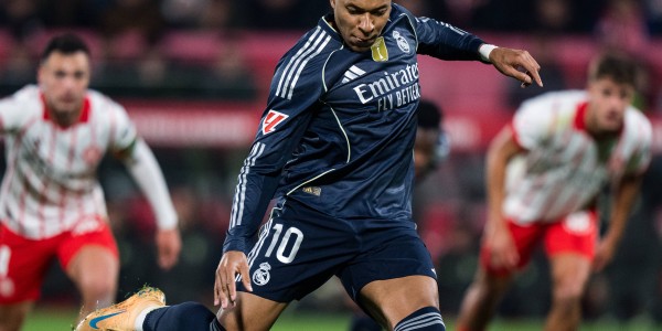 西甲｜姆巴佩打入点球 皇马客平赫罗纳