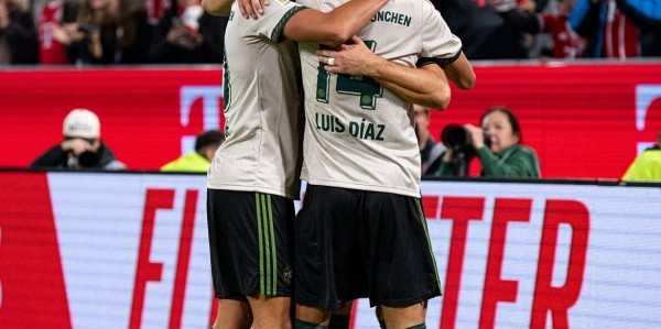 4-0！凯恩独享历史第一，C罗神迹告破，拜仁全胜领跑德甲