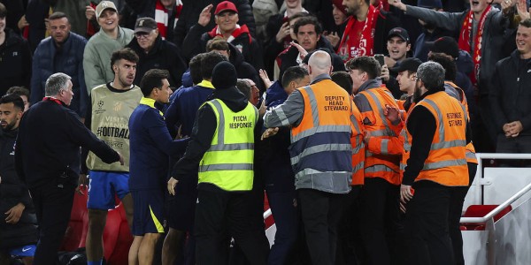 绝杀剧本走天下！利物浦“卡点”进球，只怪前场太富裕？