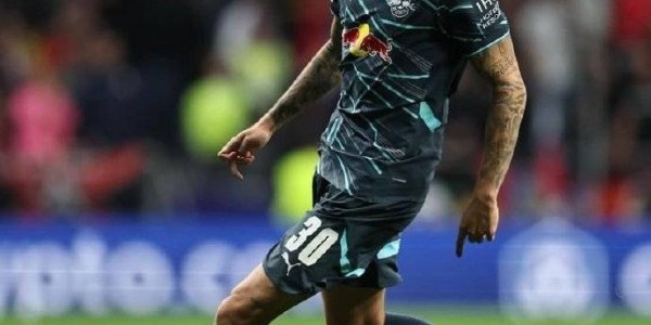 要价太高导致纽卡萌生退意：曼联后发制人买塞斯科，这价格值么