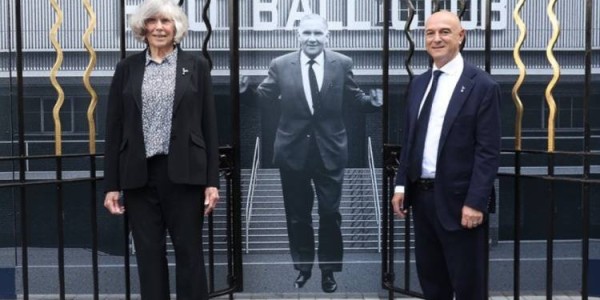 官方：比尔-尼科尔森大门在托特纳姆热刺的新球场正式重新开放