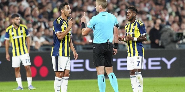 欧冠：费内巴切主场强势，费耶诺德晋级堪忧？费内巴切VS费耶诺德