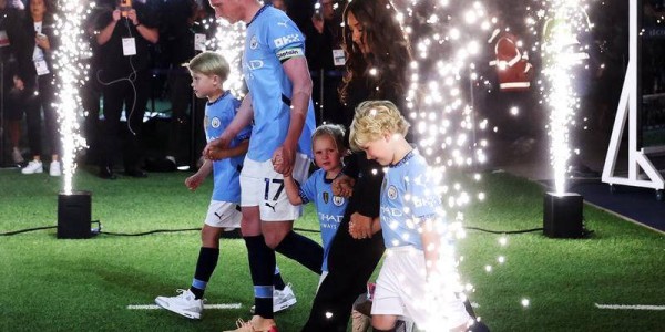 那不勒斯引援助阵孔蒂，欧冠雄心备战国际米兰