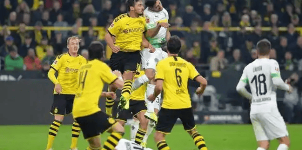 德甲焦点战！法兰克福残阵硬撼多特，10球王牌吉拉西冲击客场不败纪录