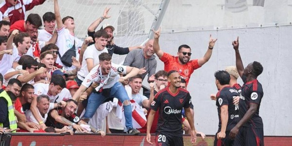 西甲最新积分榜：巴萨登顶，埃尔切爆冷逆袭