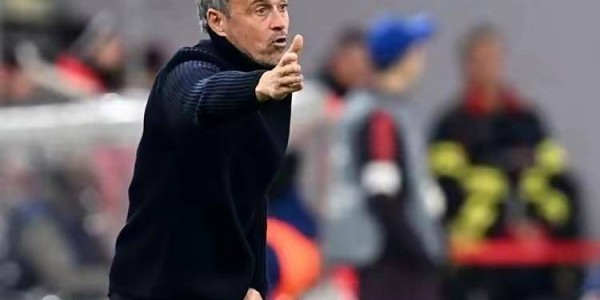 大巴黎咋突然这么强？433阵型令恩里克效仿克鲁伊夫全攻全守