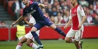 欧冠生死战：阿贾克斯vs本菲卡；阿贾克斯主场破咒，不败底气筑牢出线希望！