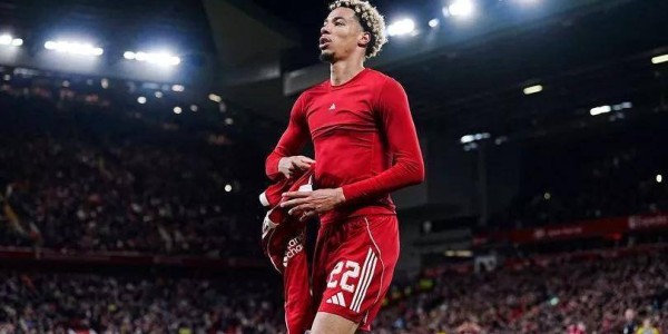 利物浦绝杀之人反倒被骂：引斯洛特暴怒的他，会就此丢失主力资格