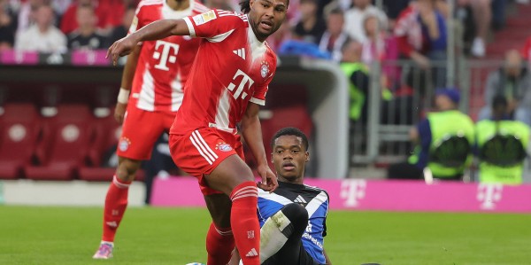 （体育）足球——德甲：拜仁胜汉堡