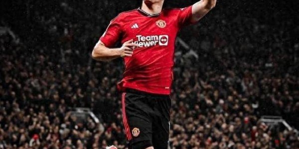 9000万欧！曼联锁定22岁德甲锋霸，卖人筹钱交易或引发足坛连锁反应