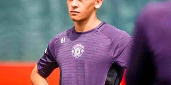 曼联第三右边锋已定！青训福登训练表现征服阿莫林，年底有望首秀