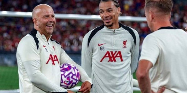 埃基蒂克：迫不及待想赢得奖杯；杰拉德大概是利物浦头号传奇吧？