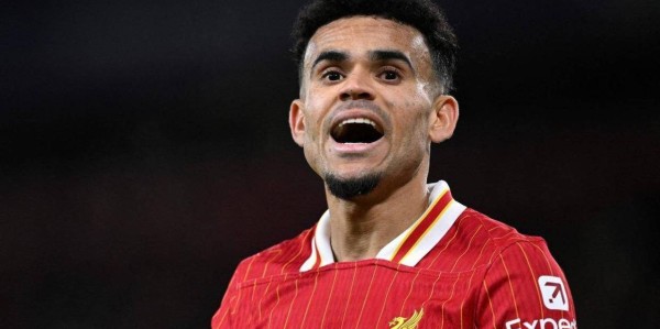 据报道，利物浦准备接受8000万英镑的出价，将球队边锋攻击手出售给德甲拜仁俱乐部