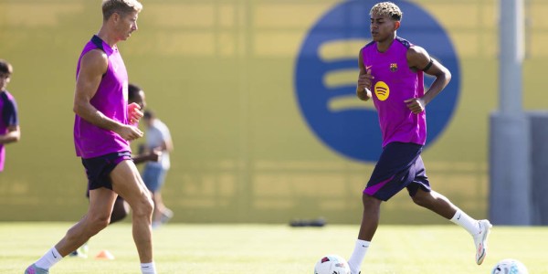 巴萨转会窗压哨操作：最后一签揭开神秘面纱，西甲格局或将重塑