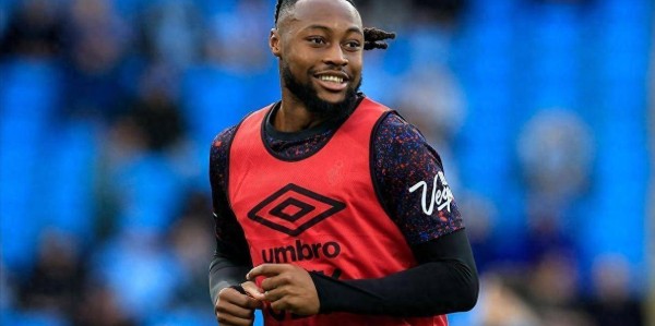 钱准备好了么？6500万解约条款即将生效，曼市双雄利物浦抢夺边锋