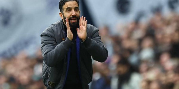 阿莫林巧妙变阵助曼联1-0胜纽卡，逆境中崛起的“成功功臣”