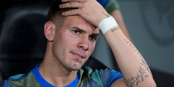 决战巴萨！皇马首发唯一悬念：2人竞争主力阿隆索艰难选择