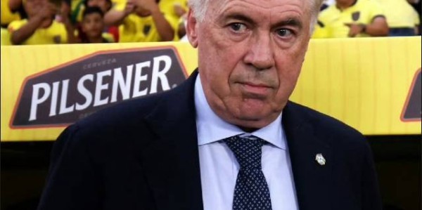 曼联新援献助攻，熊皇一剑封喉！巴西1-0复仇巴拉圭，晋级世界杯