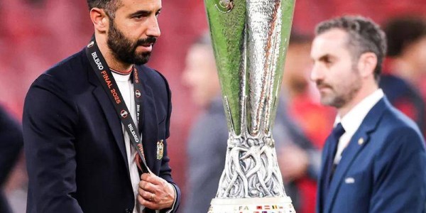 三大换帅各不同！穆里尼奥尚可，滕哈格换对了，冠军主帅七场不胜