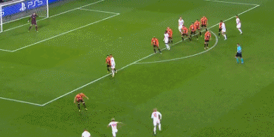 4-0！莱比锡晋级欧冠16强！2连败后4连胜锁小组第2，德甲4队出线