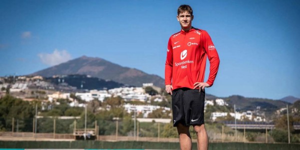 曼联发力引援！欲签马奎尔接班人，竞争1500万法甲新星姆贝莫