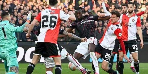 荷甲火力PK土超韧性! 费耶诺德VS费内巴切: 范佩西与穆里尼奥的战术博弈！！